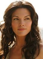 Alana De La Garza